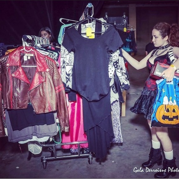 LE MAL VINTAGE LIVE LISTING - Picture 3 of 9